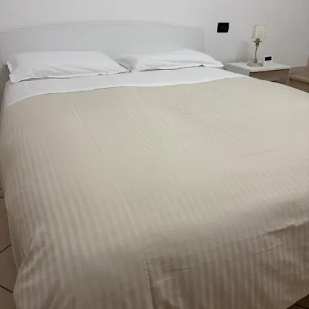 Amber House 公寓 *